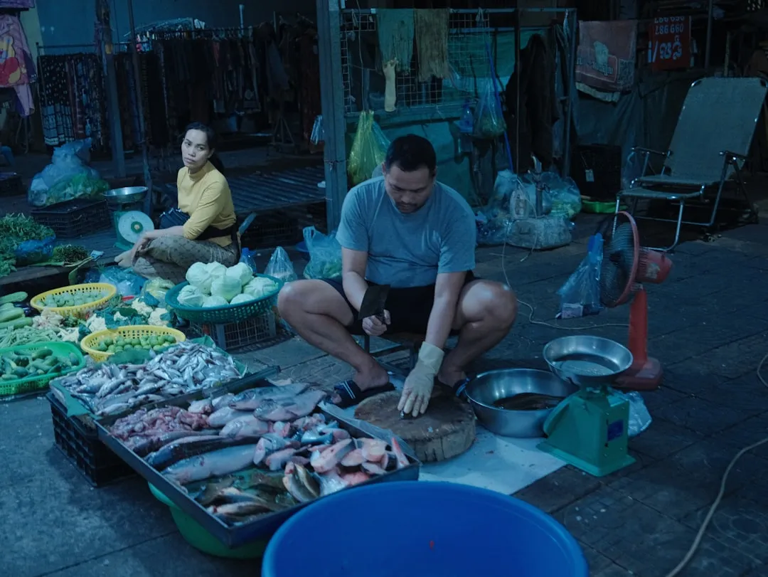 南宁建材装饰材料一站式采购：如何选择靠谱的贸易服务商保障工程进度